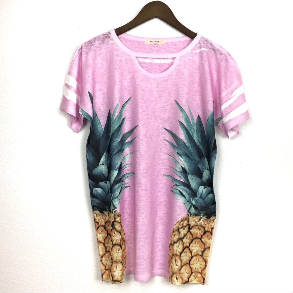 Promesa | Pink and White Pineapple Boutique Tee